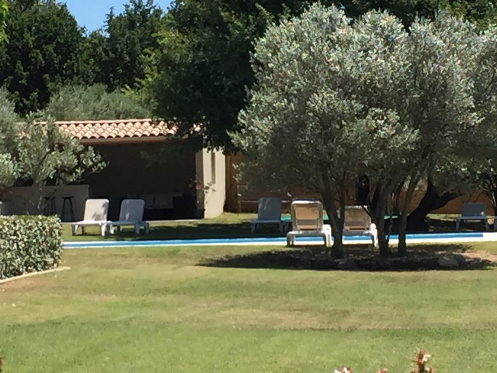 La Bastide Au Ventoux Bed & Breakfast เบดวง ภายนอก รูปภาพ